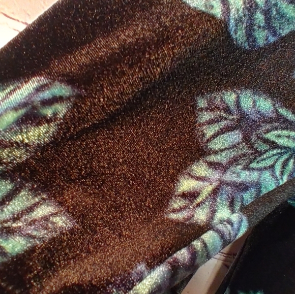 Catherines Black Jewel Velvet Art to Wear 3/4 Sleeve Top 4X - Picture 9 of 12